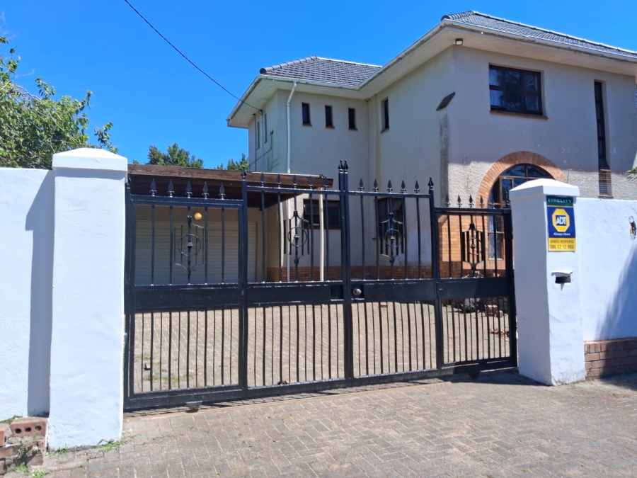 To Let 3 Bedroom Property for Rent in Selborne Eastern Cape